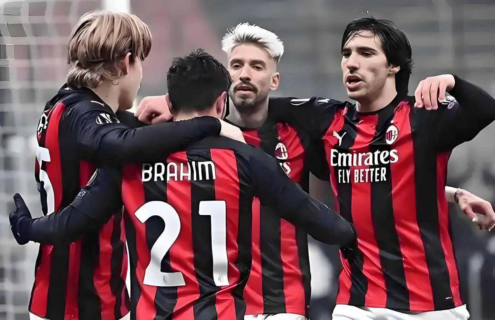 lol-拉齐奥发布备战花絮，赛后内部沟通，意甲任务艰巨，心理建设被强调的简单介绍